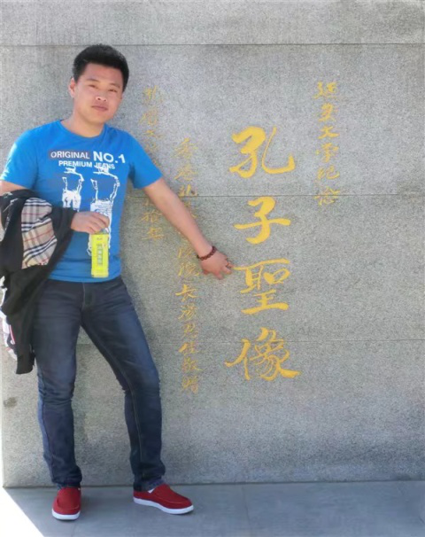 徐亮亮.png